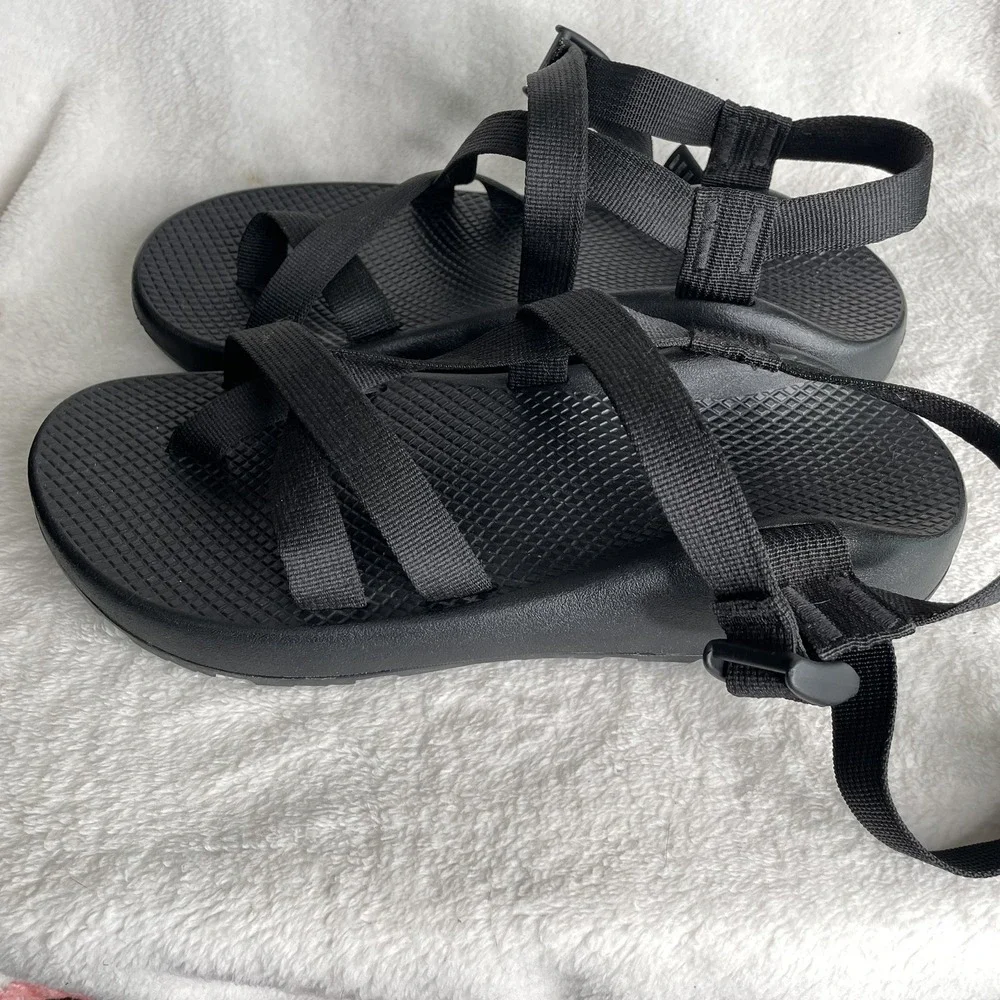 J105427 Chaco Men's Z/2 Classic Black Sandals Size 10
